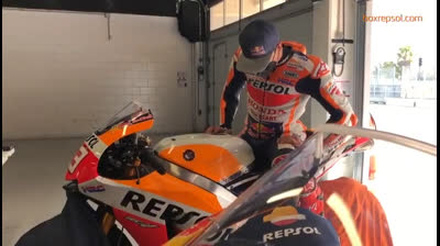 Marc Márquez vuelve al asfalto en Montmeló