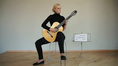 Deutscher Gitarrenpreis 2018 Julia Trintschuk