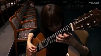 Kyuhee Park plays Scarlatti Sonata k391